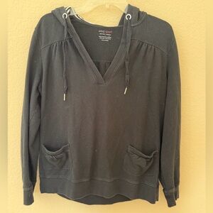 New York & Company Black V-Neck Hooded Pullover